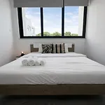 Apartment Taupe's 2-br & Balcony In Larnaca